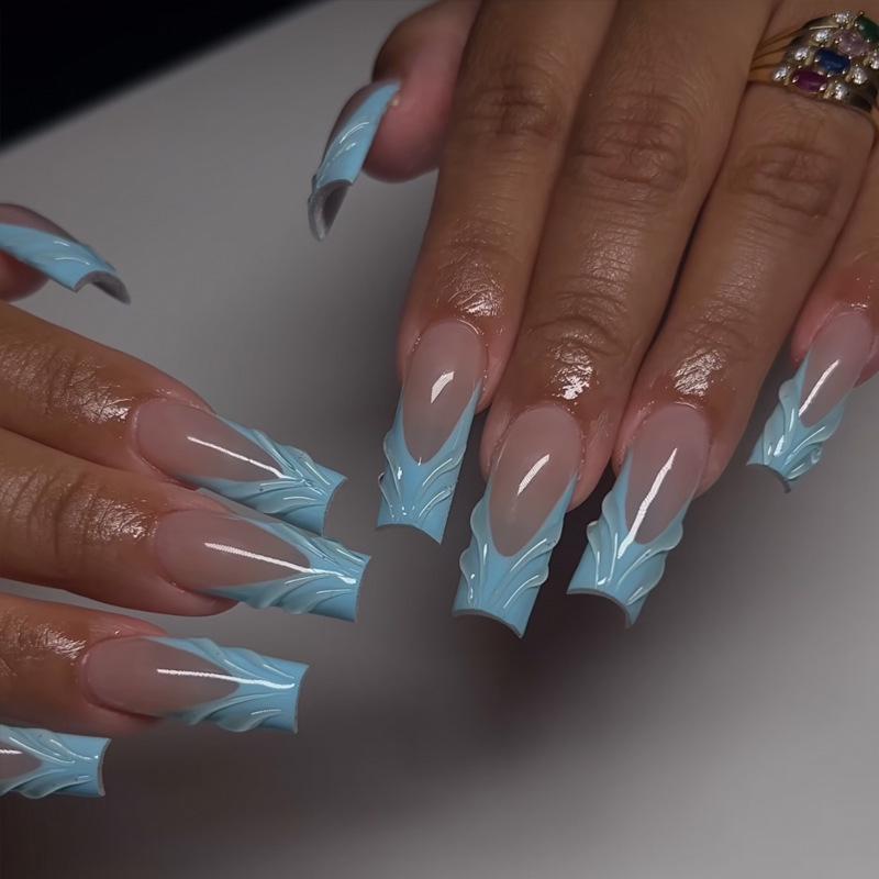 

Набор для маникюра с французским синим краем: 24 штуки 3D волнистые накладные ногти, съемные. UV Gel Glue