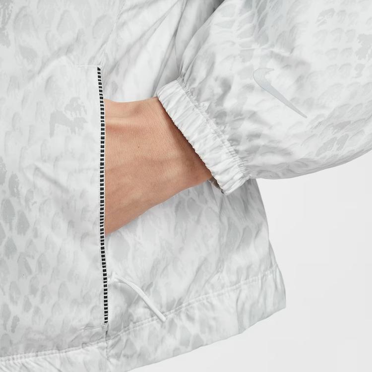 Nike Jaqueta Solta Kobe Tecida Leve Resistente à Água Feminina jaquetas IB2719-100