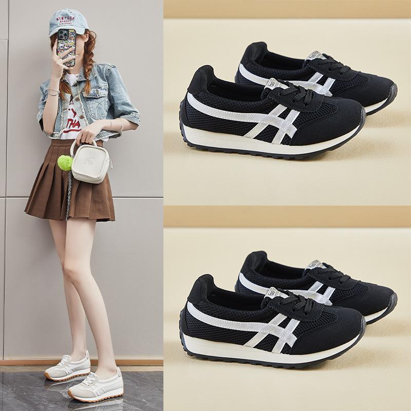 Nye Forrest Gump-sko for kvinner om sommeren Student Sport Mesh Pustende Fritidssko Tykk såle Høyde