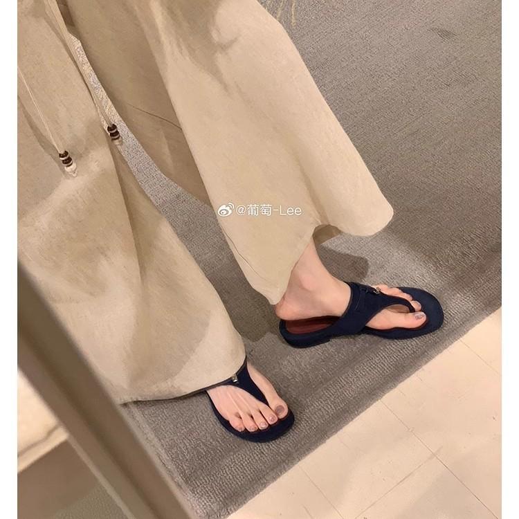 

Виноградная мать тот же французский темперамент шлепанцы с перемычкой между пальцами сандалии на низком каблуке женские с круглым носком бахрома повседневные универсальные на плоской подошве шлепанцы 40 темно-синий