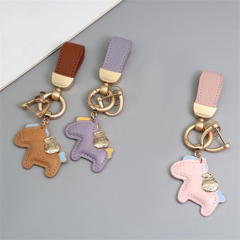 Fashionable Textured Key Pendant Horse Shape Multifuntional Accessory Everyday Use Key Jewelry Suitable for Keys Bags