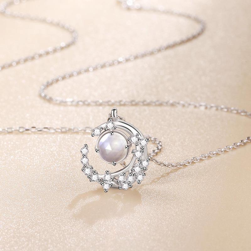 Aurora Star Moon Necklace Female Korean Edition Fashion Simple Temperament Pendant Zircon Moon Clavicle Chain Premium