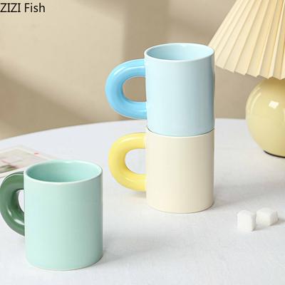 Kreativer Minimalismus Porzellantassen Geschirr Großer Henkel Wasserbecher Kaffeetasse Esstisch Nachmittagstee Teetasse Früchte Saftbecher