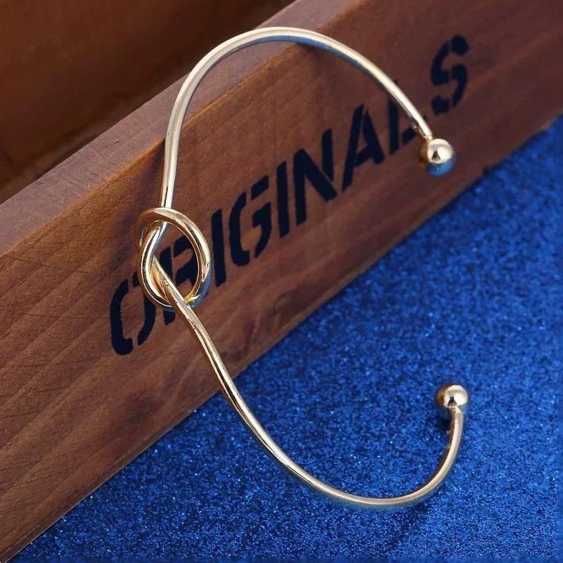 Irregular Geometry Metal Adjustable New Design Gold Plated Mobius Bracelet Women's Luxury Gifts Bracelet for Women Punk Jewelry