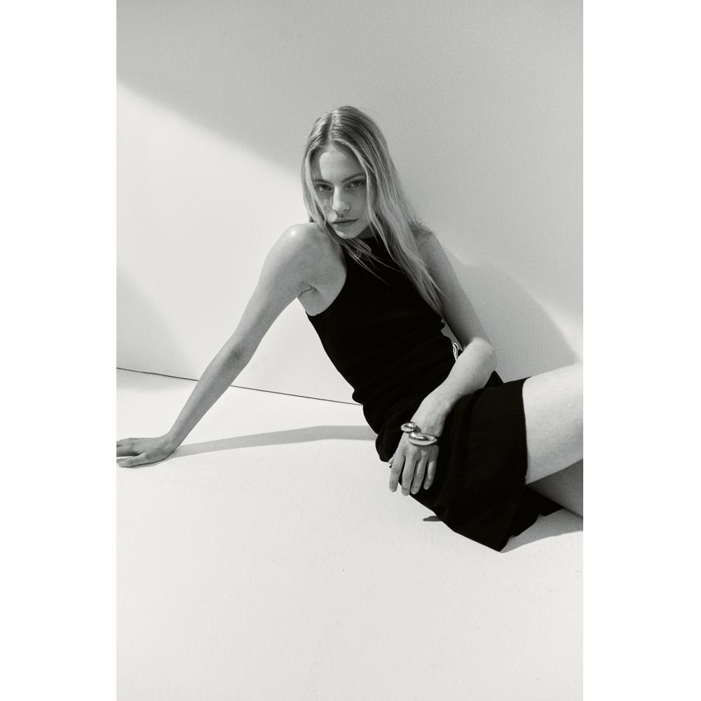 

Мини-юбка из смесового льна HM черная