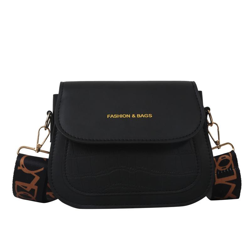 Popular simple casual small bag women's 2025 spring new foreign style small square bag fashion trend shoulder bag
