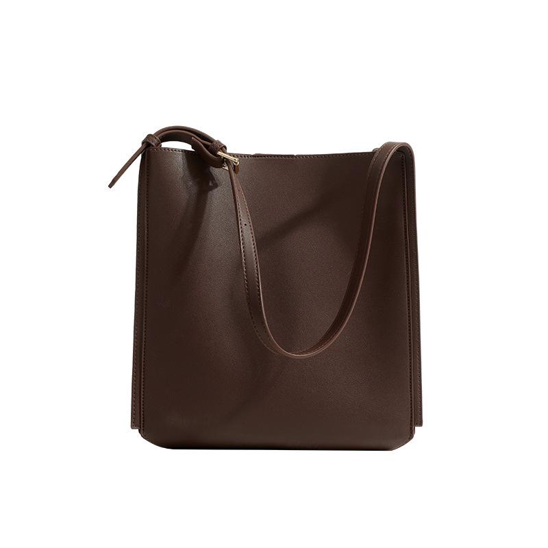 Tote Bag Bucket Bag Large Capacity Women's Bag Spring and Summer New Trendy Korean Crossbody Shoulder Bag Commuting Bag