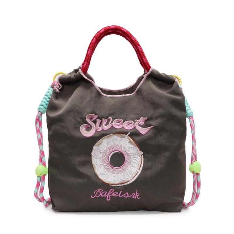 

Женская сумка новая мода вышивка одно плечо косой кроссбоди сумочка студентка ручная повседневная сумка женская серый