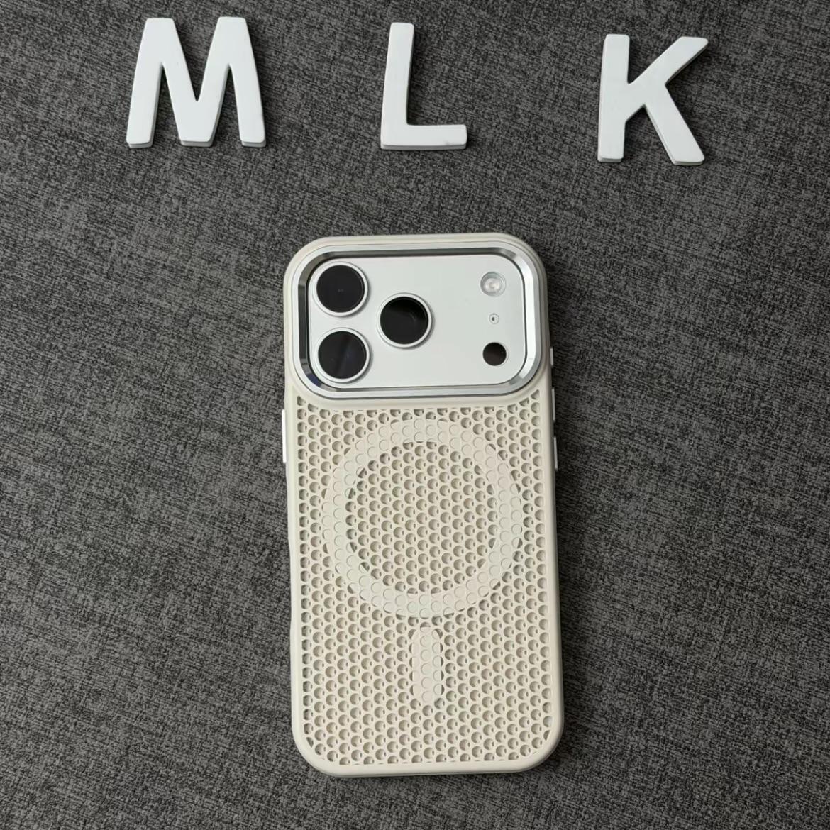 iPhone 17 Pro Max Honeycomb Heat Dissipation Magnetic Skin-Feel Full Coverage Hard Case iPhone 14 Pro Max