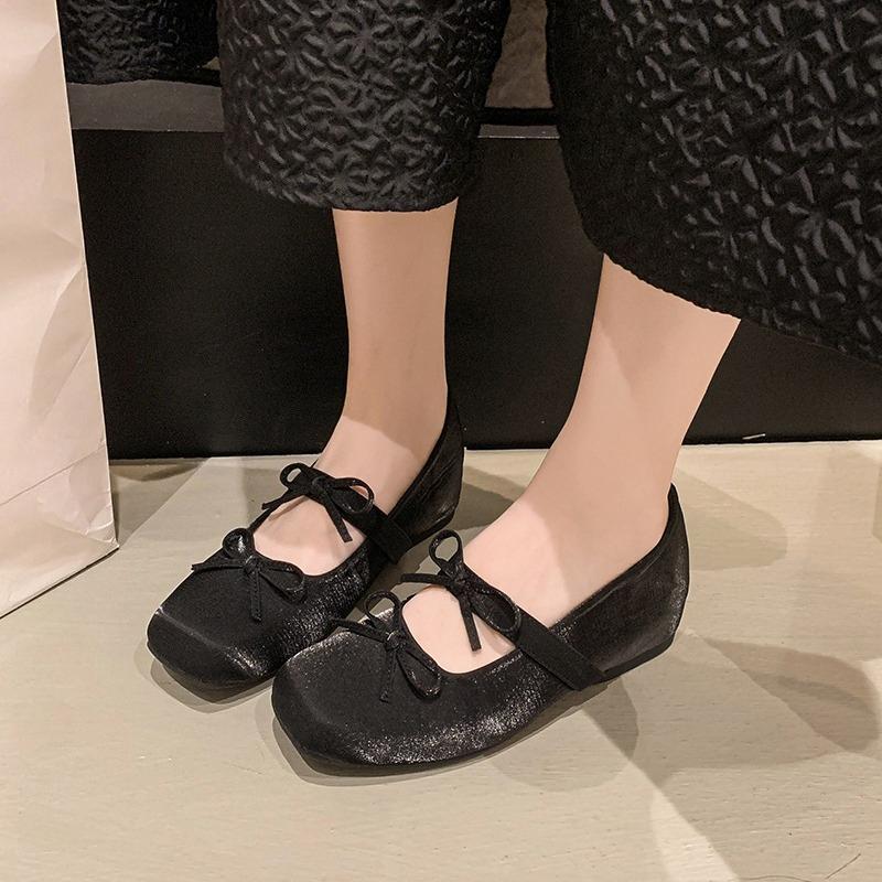 Fashion Round Toe Shallow Mouth Mary Jane Shoes Women's 2025 New Inner Heightening Evening Single Shoes