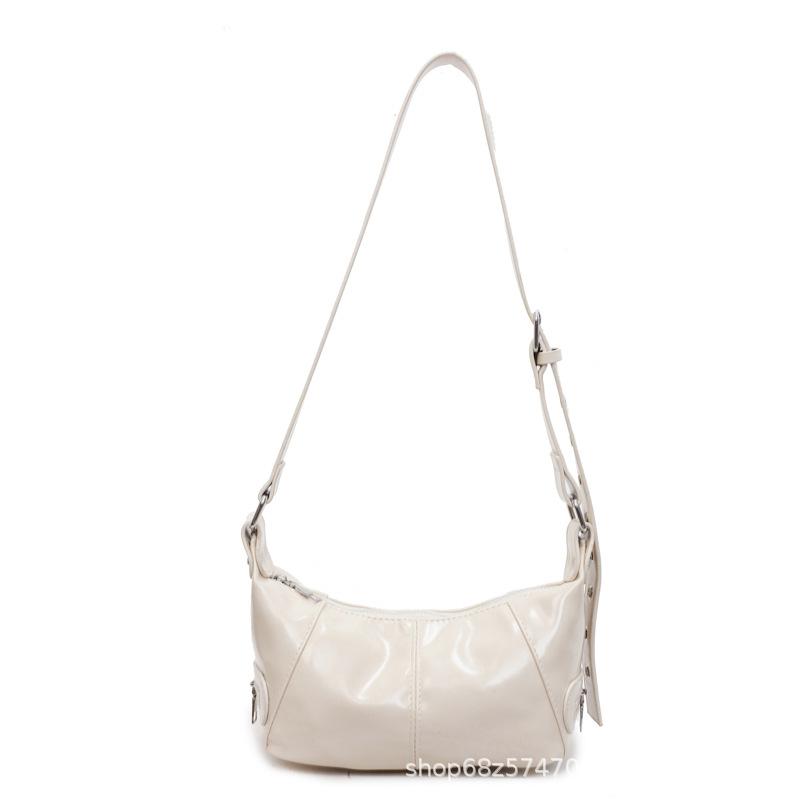 New French Niche Design Single Shoulder Portable Armpit Bag Sweet Cool Retro High-end Messenger Commuter Bag