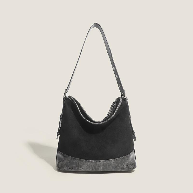This Year's Popular Underarm Bags for Women Are the 2024 Spring-summer New Models Made of Soft Leather, Offering a High-end Fashion Feel
