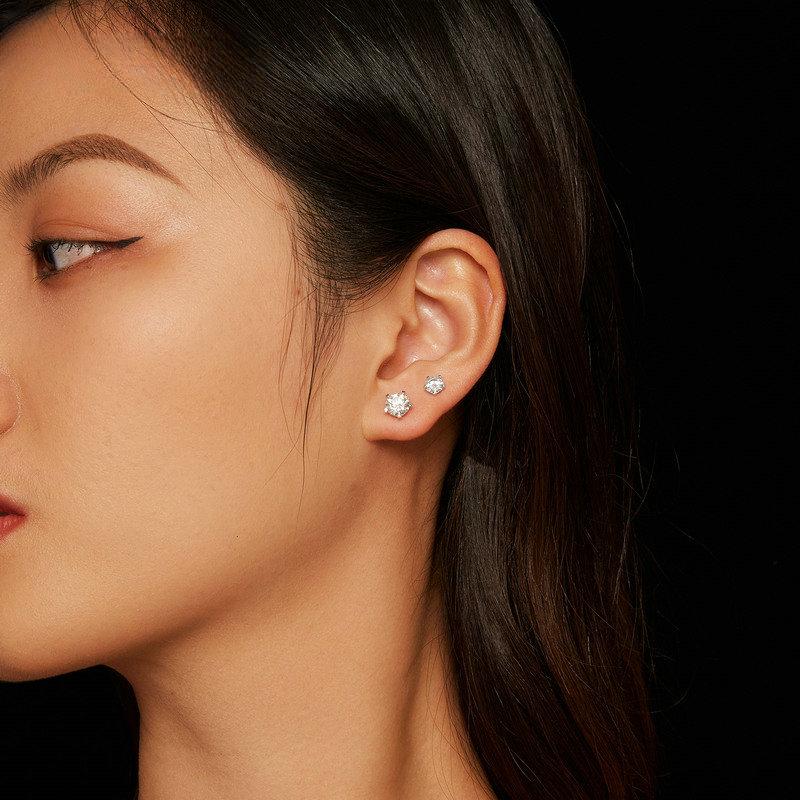 Brincos de pino de moissanite com ponta de coração, brincos de diamante criados em laboratório, joias finas banhadas a platina, presente para mulheres