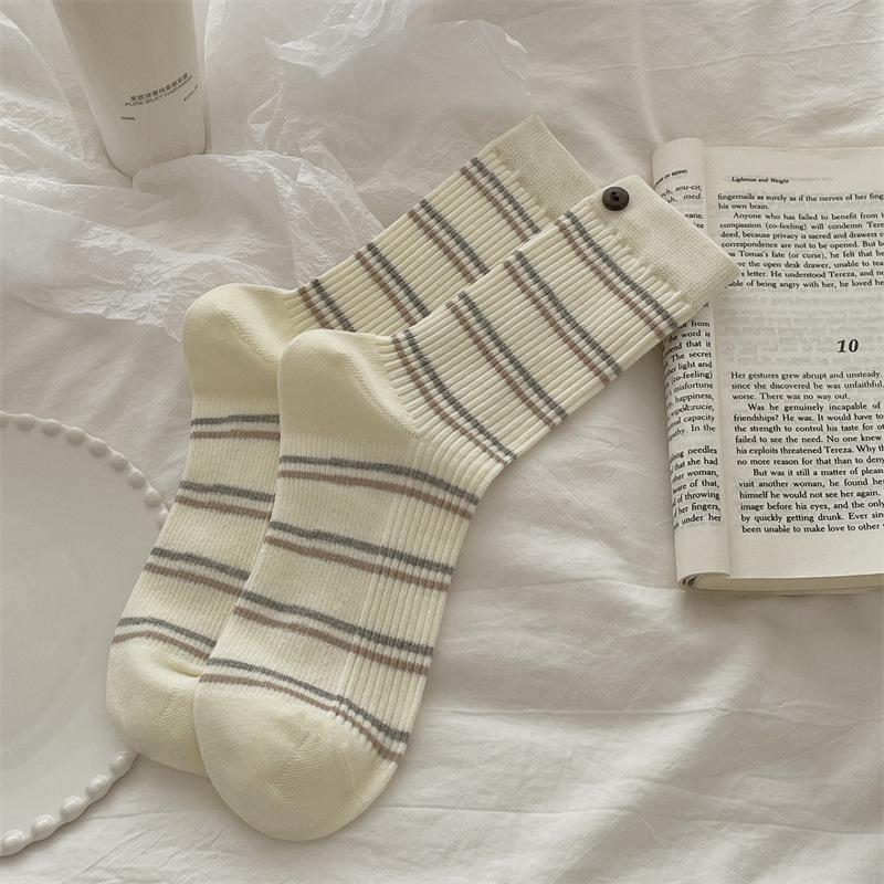 Autumn and Winter, Slightly Pressed Heel Button Pure Cotton Mid-calf Socks, Girls' School Style Pile Socks, Vertical Striped Long Calf Socks