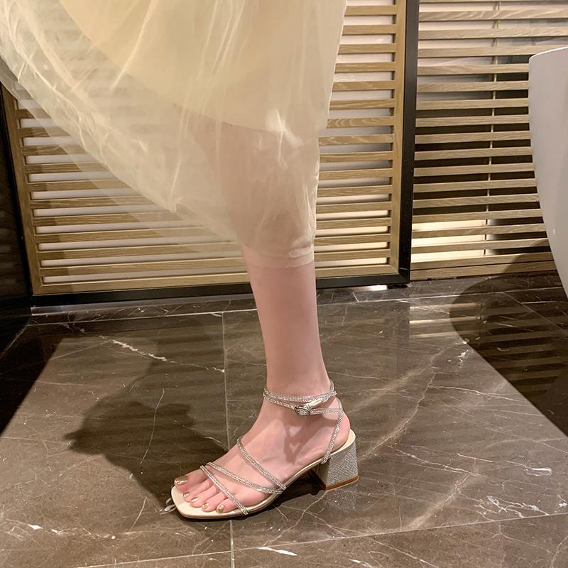 Summer Sandals Women Shoes Beach Sandals Cross Strap Beige Crystal Fashion Square Toe Mules Ladies Outside Zapatillas Mujer Casa