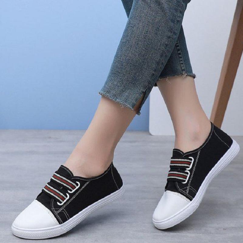 Zapatos De Mujer Women Classic Round Toe White Canvas High Quality Anti Skid Slip on Flat Shoes Lady Black Shoes A1457