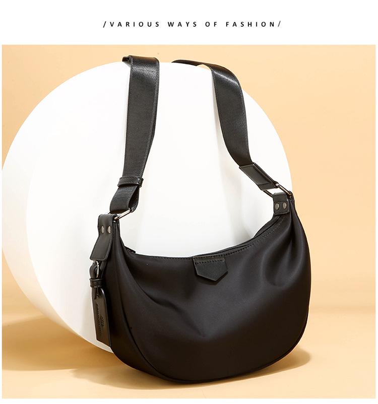 2025 Minimalist Retro Dumpling Large-Capacity Nylon Crossbody Shoulder Bag for Women