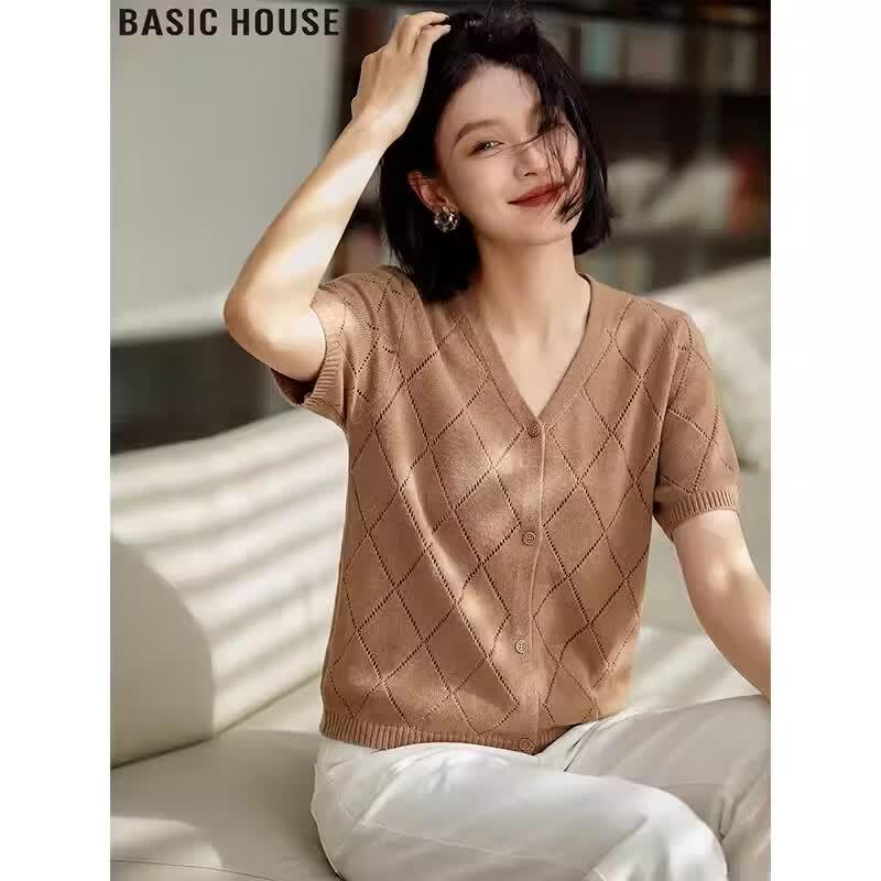 Basic House Women s V-Neck Short Sleeve Knit Cardigan M