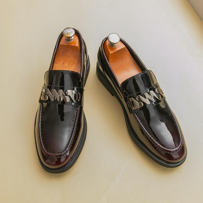 New Platform Men's Green Loafers Slip On All-match Wedding Shoes Patent Leather Shoes for Men Men Pointed Toe Flats Formal Shoes