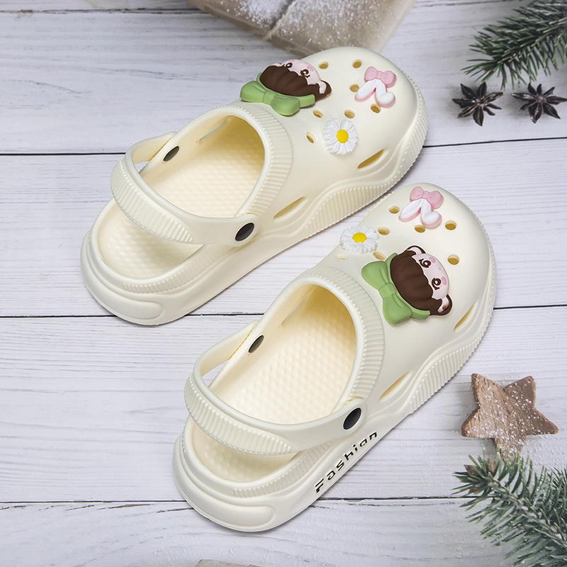 2025 Summer Fashion Women's Shoes Hole Shoes Wear Non-slip Bag Head Cartoon EVA Beach Sandals Soft-soled Slippers
