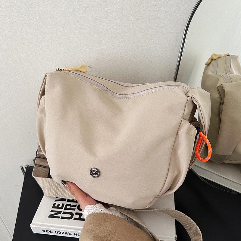 Large Capacity Messenger Bag Women'S Lightweight Shoulder Bag Simple Commuter Messenger Bag Sports Yoga Bag Cycling Carry-On Backpack