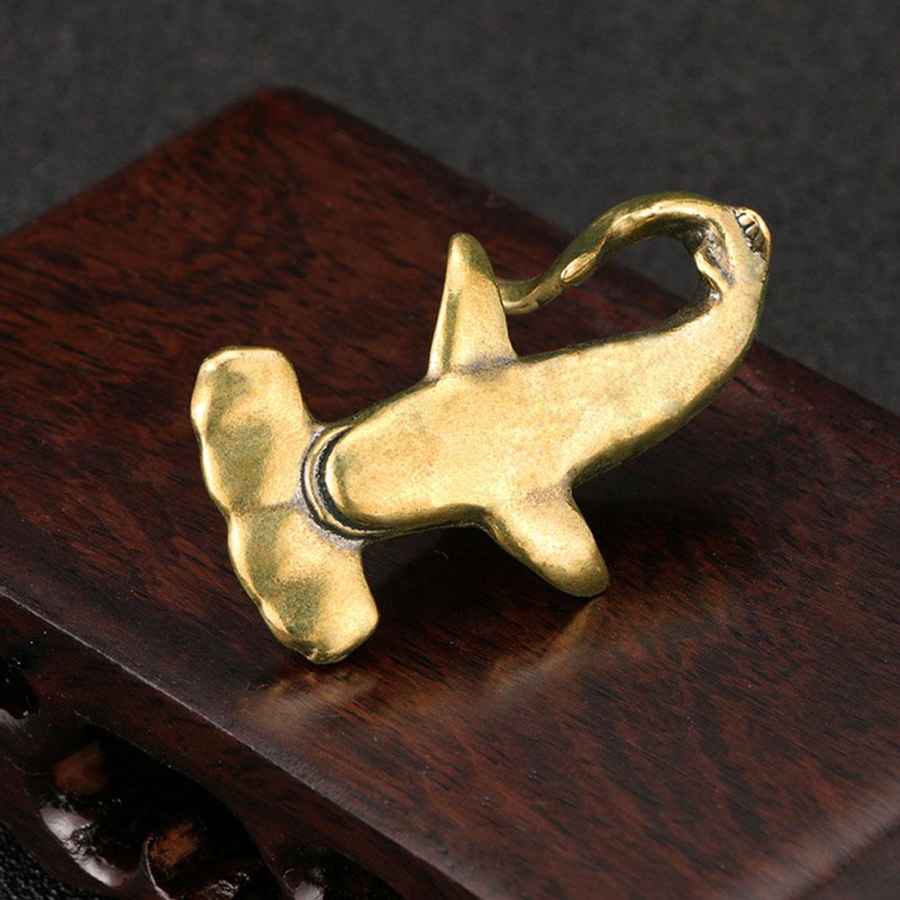 Messing Shark Ornament Figurine Tabletop Kupfer Handwerk Decor Mini Skulptur Statue Büro