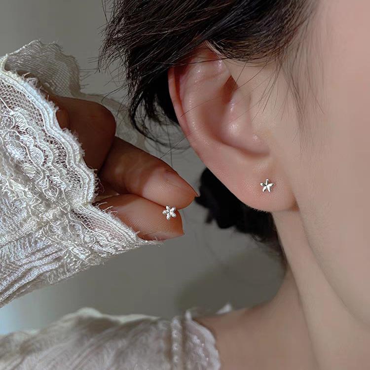 Женские серьги-пирсинги для ушей из стерлингового серебра 925 пробы - Универсальные серьги-гвоздики для хряща для комфортного сна