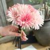7Pcs/Bundle Artificial Flowers Gerbera Flower Bouquet Holding Flowers Fake Flowers for Home Decoration Wedding Party