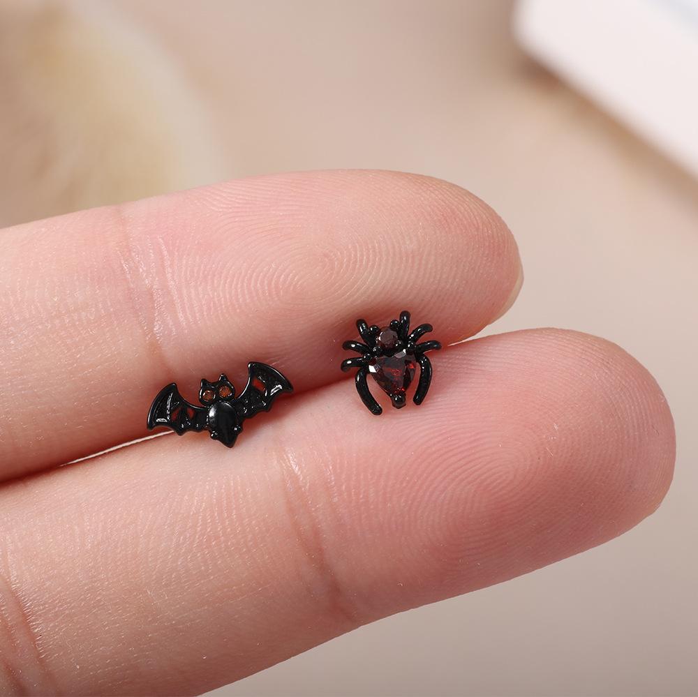 Halloween ear bone stud with stainless steel threaded spider bat ear stud