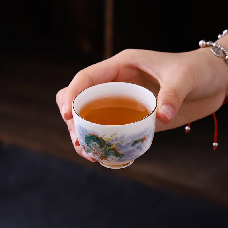 ZISIZ Green Landscape Mutton-Fat Jade High-Foot Tea Cups, Set of 2