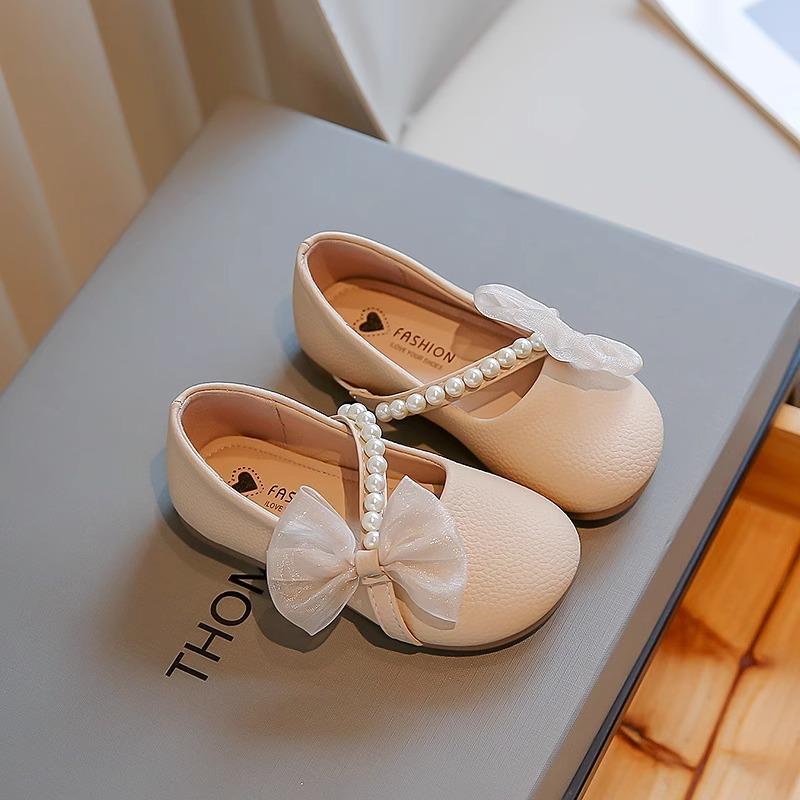 

Шкіряні туфлі для дівчат Весняно-осінь Нові туфлі з перлами для маленьких дівчат Дитяча м яка підошва Модні дитячі туфлі принцеси 36 бежевий