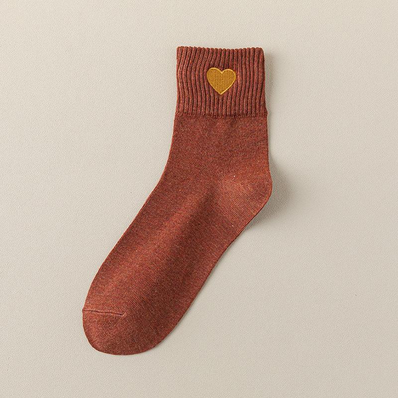 Female Spring and Autumn Pure Color Love Embroidery Sweat Absorption College Wind Tube Cotton Socks