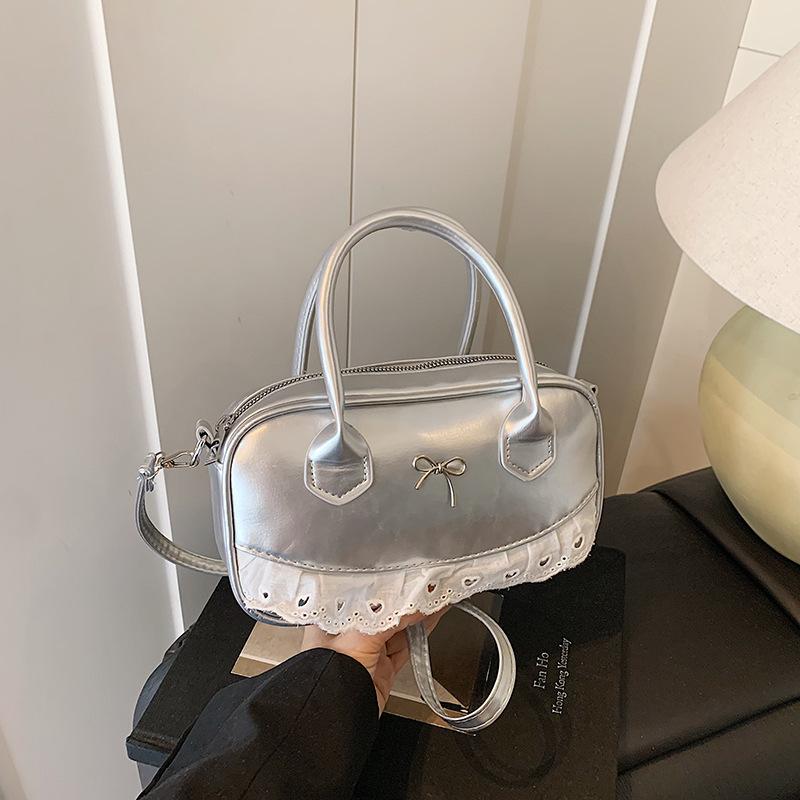 

Korean version of simple 2025 summer new large-capacity solid color foreign style shoulder crossbody portable bowling bag women