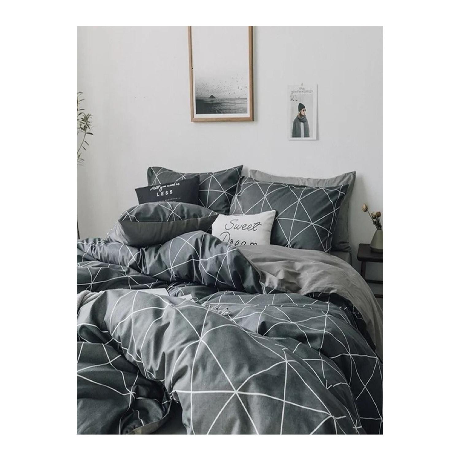 

Single Double Sided Duvet Cover Set grullo