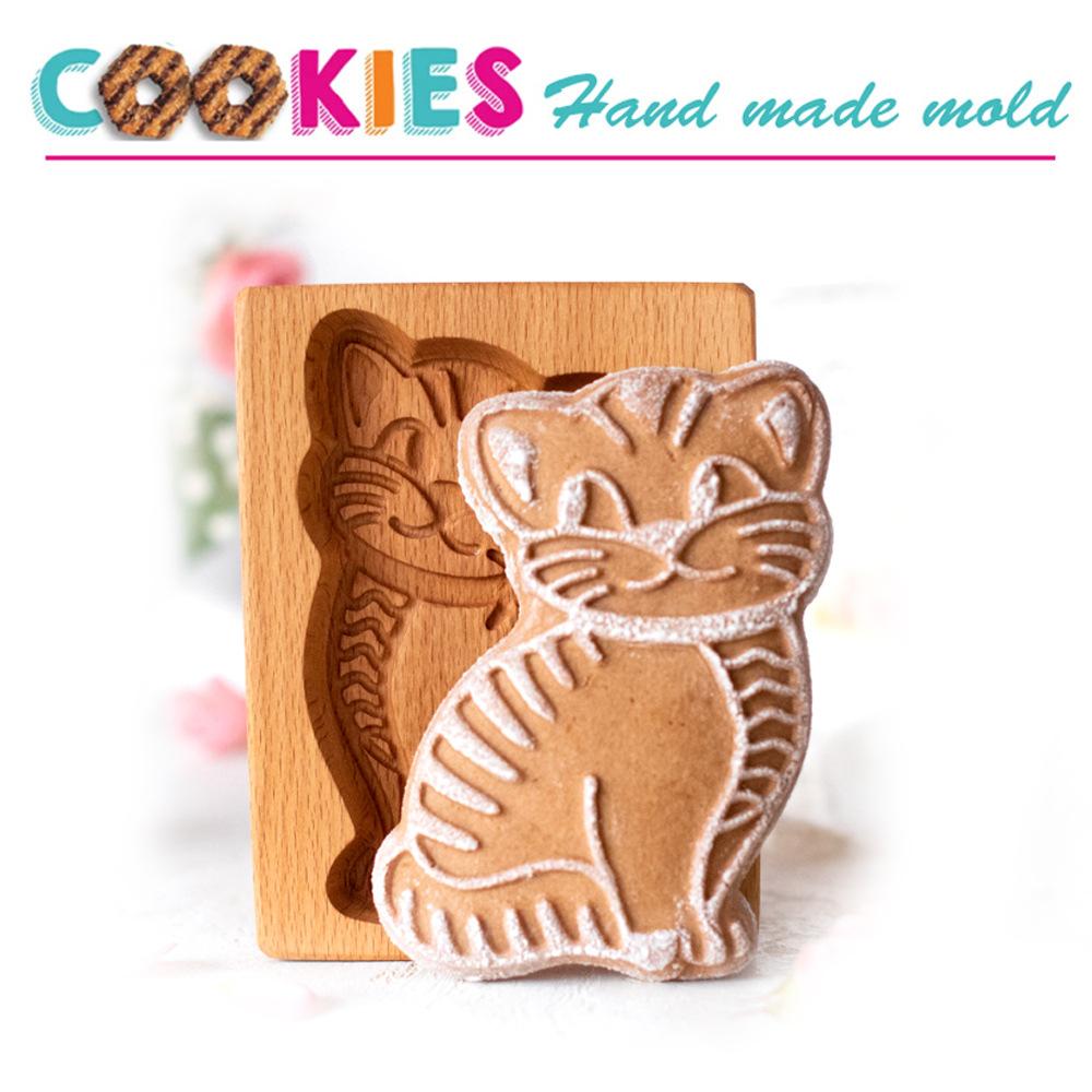 Cookie Molds for Baking Wooden Cookie Cutter 3D Gingerbread Cookies Moulds Press Cake Embossing Pumkin Bakery Gadgets Stamps