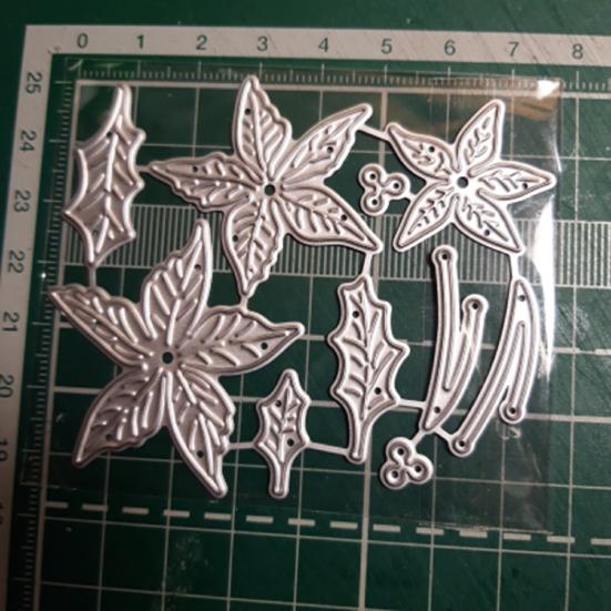Cutting Dies Lightweight Reusable DIY Flower Metal Cutting Dies for Christmas