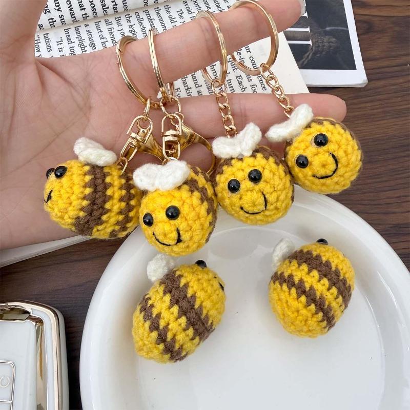 5pcs Fashion Woolen Knitting Little Bee Keychain DIY Handmade Bag Pendant Keyring for Friend Gifts Cartoon Cute Animal Key Chain