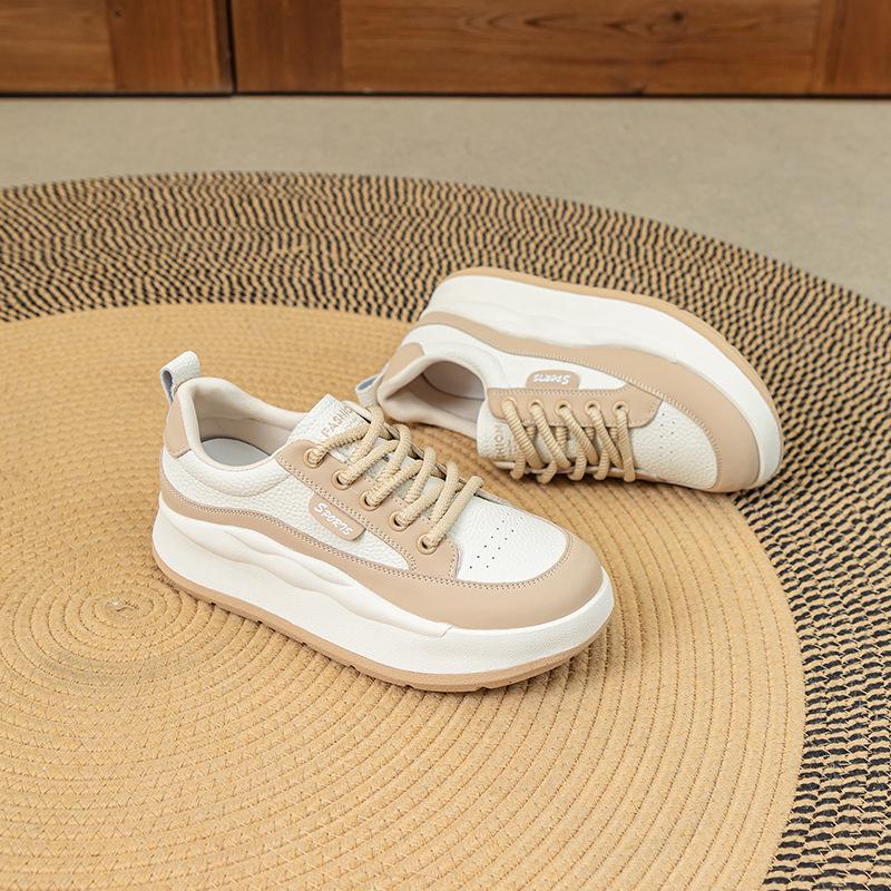 2024 Wiosna Damskie Białe Retro Buty Skate z Grubej Podeszwy ze Skóry Naturalnej - Wszechstronne, Płaskie, Casualowe Sneakersy Plus Size