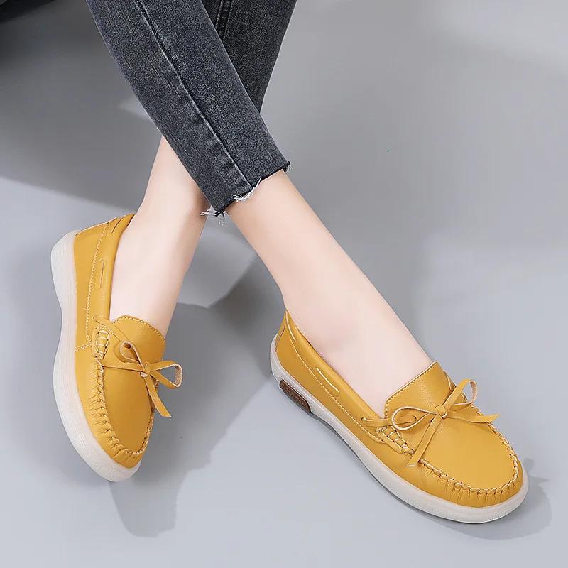 New Spring and Summer Hollow Flat Mother Shoes Women Casual Shoes Simple White Wear-resistant Women Sneakers