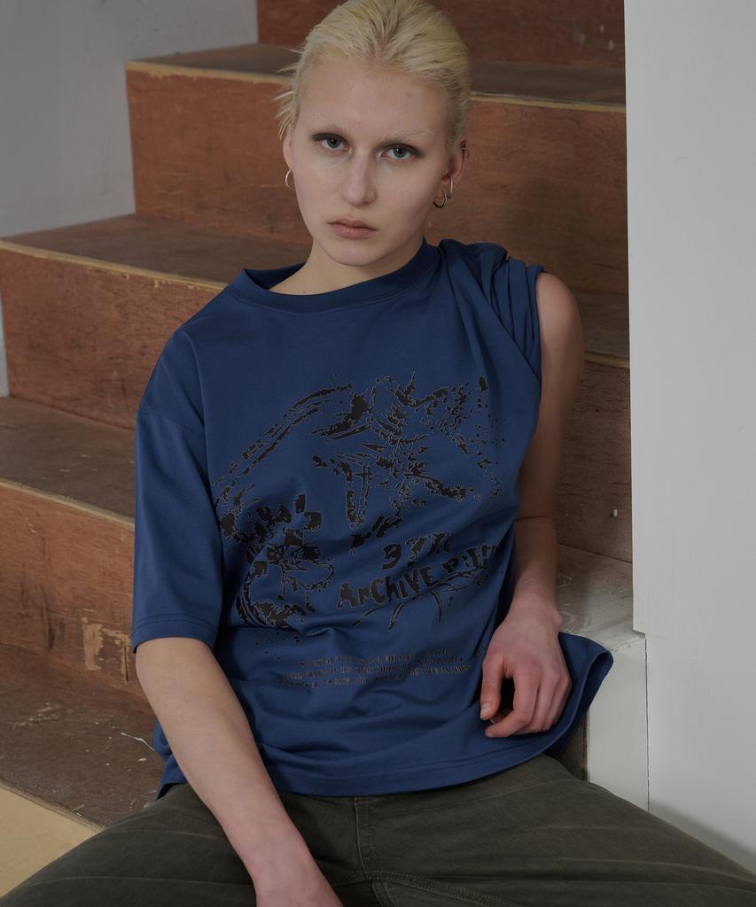 Dieomaidieo Plant Graphic T-Shirt (Blue)