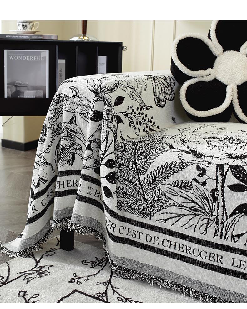 Pastoral Chenille Sofa Cover: Thick, Full-Coverage, Anti-Scratch Slipcover for All Seasons