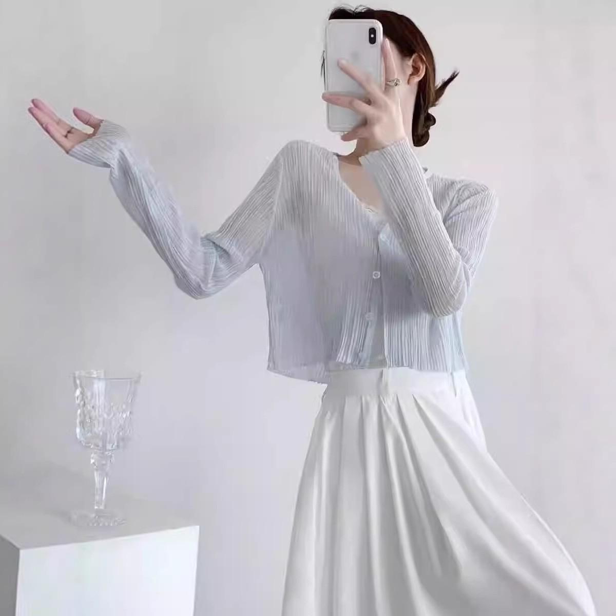 

2026 Summer-Fall Women s V-Neck Knitwear: Camisole Dress with Long Sleeve Cardigan, Thin Ramie, Short Top. One Size [80-120] синий