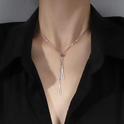 שרשראות ותליונים – מחרוזות ושרשראות