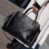 Women'S Crocodile Pattern Document Handbag Large Capacity Retro Multi-Partition Shoulder Messenger Bag