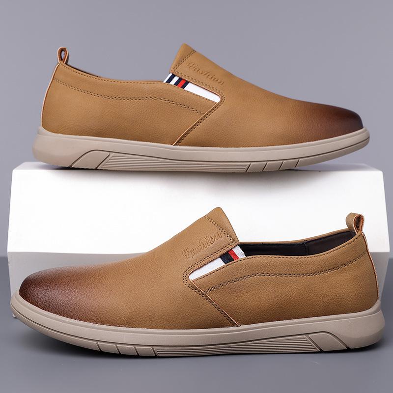 Fashion Spring Autumn Slip-on Casual Loafers for Men Fashion Soft-soled Men Driving Shoes Designer Solid Color Leather Shoes Male