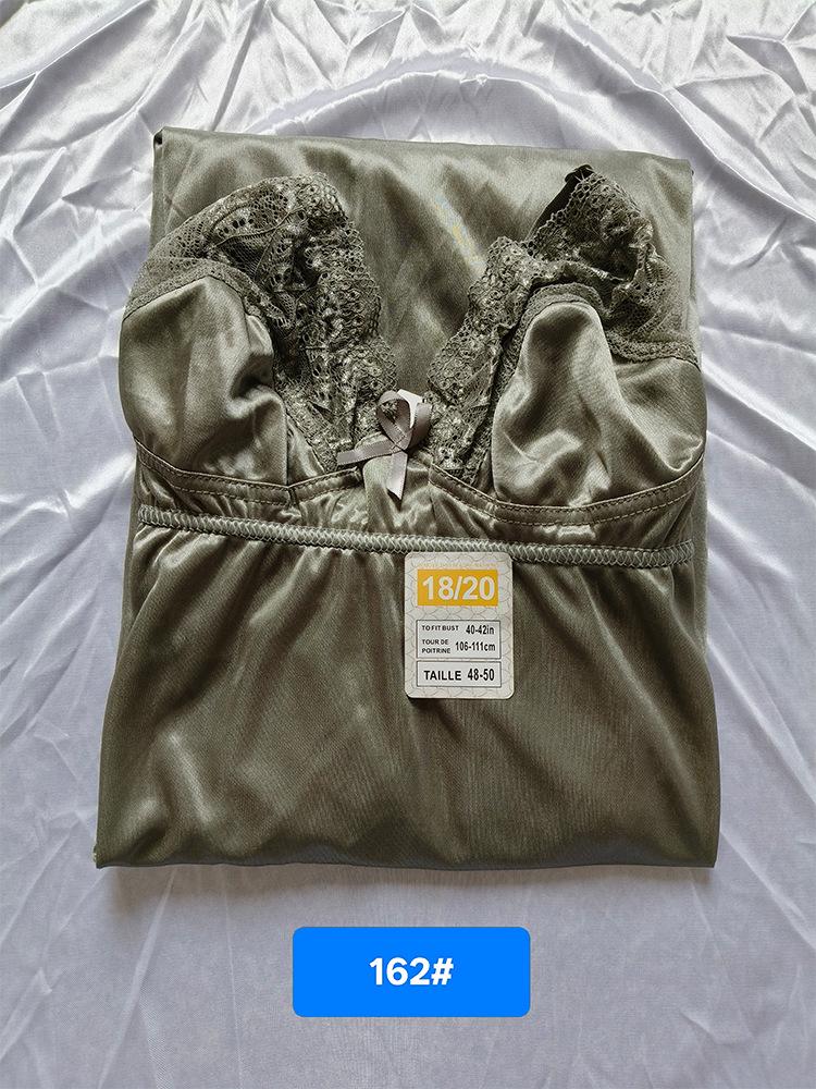 Elegantes tief ausgeschnittenes rückenfreies Spitzen-Nachthemd - Luxuriöse & bequeme Hauskleidung