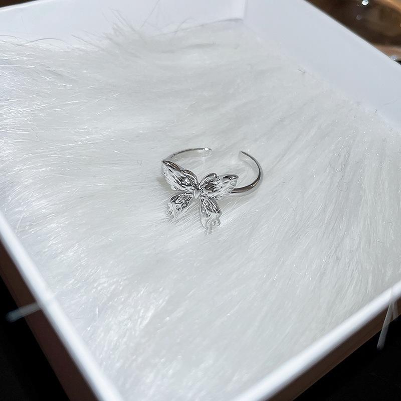 Geometric Zircon Metal Open Ring - Elegant High-End Cold Style Jewelry for Women