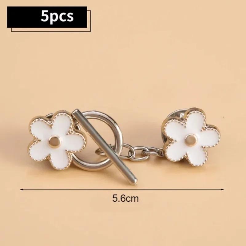 Metall Anti-Licht Brosche Abnehmbare Kleidung Nähfreie Druckknöpfe Mode Cardigan-Clip für Damen Mädchen Pulloverkragen Fixierte Brosche