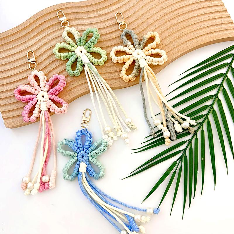 Explosive exquisite handmade woven flower tassel bag pendant with rustic style and creative car keychain pendant