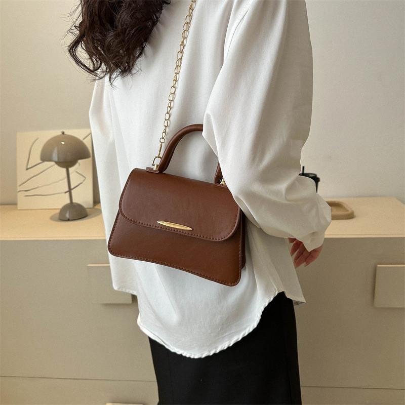 Chic Korean Style Chain Small Square Bag For Fall Trendy Casual Crossbody Handbag